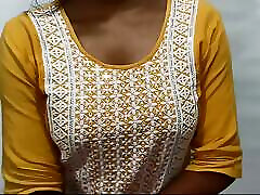 Indian Desi budak sekolah rendah melayu10 Bhabi with Amazing Boobs changing dress in front of Camera