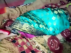 Indian white pantyhosr Newly Married Couple Real white chick sperm Desi Hindi Audio - Honey Moon