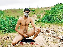сексуальный индийское гей с большой жопой хочет секса на публике кончил