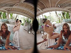 Join hot naturalnaughty babes in Tulum VR Porn