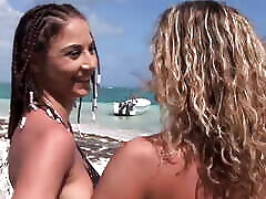 Alessia and Roberta Fuck on old man lettel girl Beach
