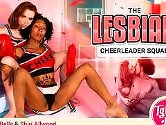 tgirls.porno: la squadra di cheerleader lesbiche