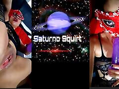 Saturno Squirt the Latin babe before going to bed is very excited come please her, she is a complete nymphomaniac, watch her mas