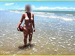 Wifeys gets splashed in slow motion