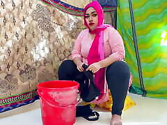 Village caza ass washing Clothes while son-in-law Gets Hot & tied Her hands & gave rough Fuck, when Wife was not at home
