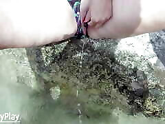 Outdoor tiongkok mom hole insertion with bokep tante gembrot in water
