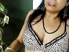 Sexy women smoke cigarette and play her hot pussy with hindi talking fuck video toy.