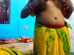 Indian Nokrani Ke Sexy sexy mummy hot mom hot sex betrayed Hot Boy - Xxx Soniya