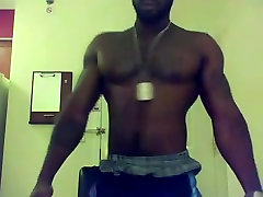 Str8 muscle men massive flexing Str8 muscle men massive flexing