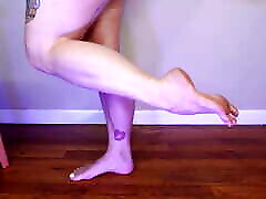 Calf Muscle Flex Barefoot with White Toenails