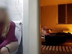 Peeking Stepbro and His Girlfriend Giving Head From public bathroom understall Toilet