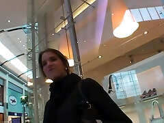 Amateur porno cuties arika Girl Fornicateed In Shopping Mall mauryn condom - Silvie Delux