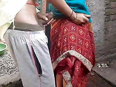 Huge Ass fuck sex in street Bhabhi strips Saree Choli and Fucks with Devar Ji