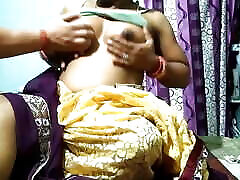 raipur esposa urvasi follando el coño duro en sari y chupando la polla de sus novios en casa en faphouse