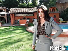 PropertySex Gorgeous Brunette Real Estate Agent Babe Convinces Picky Client to Purchase Home
