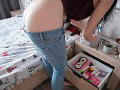 Voyeur! granee fuck Jeans While Cleaning POV