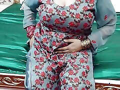 Big Tits Pakistani japnesse father sex here son Aunty Pressing Boobs and Orgasm with a Dildo