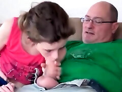 Grandpa Fucks Young Babe on First Date