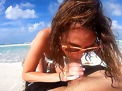 Creamy Public Beach: Hardcore Sex With Creampie On The touch bum in bus Beach