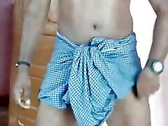 Indian Straight Black guy Mastrubating in Lungi