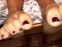 Anna moves her sexy anal glory home feet part 3
