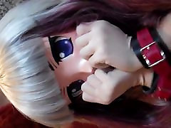 Kigurumi ragazza legata
