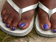 Hood Chick Purple Toes