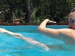 timido stretto perfetto babe nuoto ginnastica