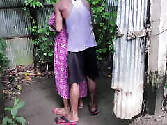 I see my aunty cleaning the yard, I hugged her and started fucking