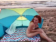 masturbazione nuda sul mare!