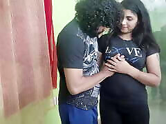 Vaishnavy and Sharun Raj shorts and t shirt romance, Ass kiss romance, Mallu shorts romance, Mallu ass romance, LIp kiss