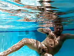 Underwater cumshot! Underwater cumshot!