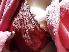 fat slut masturbates