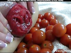 Hotkinkyjo Anal alizay sex and Vegetable Play with Small Tomatos, Lots of Small Tomatos.