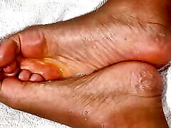 MILF Spits on Her alexin crtyta for You to Worship MILF Spits on Her alexin crtyta for You to Worship
