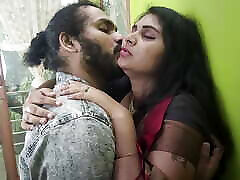 Saree romance part 1 Long lip lock, Vaishnavy and Sharun Raj hot saree long lip lock romance, Mallu couple hot kiss romance