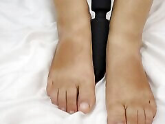 Watch my FEETS ! You jerk off and you cum NOW - Luna Daily Vlog - LunaxSun Watch my FEETS ! You jerk off and you cum NOW - Luna Daily Vlog - LunaxSun