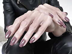 Lady Victoria Valente - Beautiful Hands, Cocoa Fingernails, JOI with Nipple Treatment and Alternating Testicle Stretching Lady Victoria Valente - Beautiful Hands, Cocoa Fingernails, JOI with Nipple Treatment and Alternating Testicle Stretching