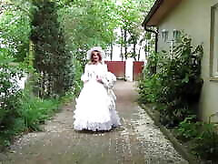 Wanking Bride With Fotoshooting And Cumshot