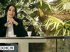 پرشور, رابطه جنسی با لولا بلوچی