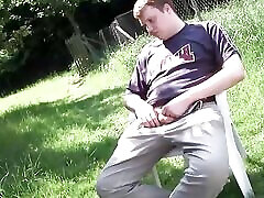 Sexy young couple pussy fucking in the park