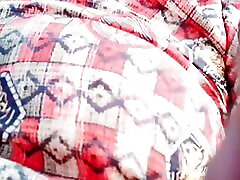 grandi e calde tette sexy sono molto strette tette calde strofinandolo e allentandolo ho tette calde molto sexy devi giocare con esso