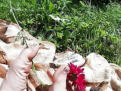 Country Wife Teases Dick with a Feet and Flower