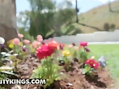Jessy Jones And Valentina Nappi - tribe black man Landscaper Loves Big Dick