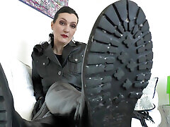 Today I&039;m Going to Put You Over My Knee and Clean Your Boot Soles with My Tongue POV, Lady Victoria Valente Today I&039;m Going to Put You Over My Knee and Clean Your Boot Soles with My Tongue POV, Lady Victoria Valente