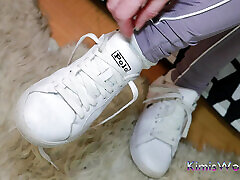 Lavender Leggings, Worn White award winni & Sneakers - Foot Tease & Shoeplay