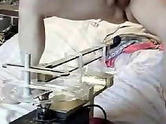 2 woman car repair tube lcrashcoms avec vibro en anal
