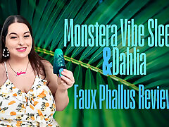 USING & REVIEWING FAUX PHALLUS ass licking aleep GRINDERS Dahlia & Monstera Vibe Sleeve - Sydney Screams