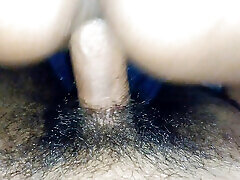 ma demi-soeur a finalement accepté le sexe anal, vidéo de baise de cul serré vierge gémissant audio hindi