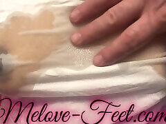melove davvero sexy tette in olio mostrando capezzoli lunghi